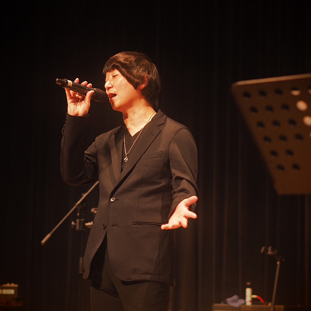 エストレーヤー(グループ)